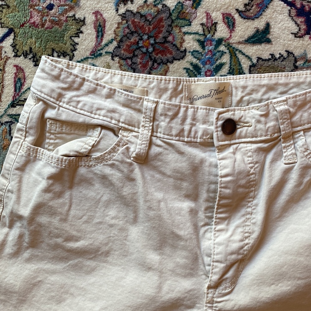 Universal Thread Women’s Cargo pant - Picture 2 of 3